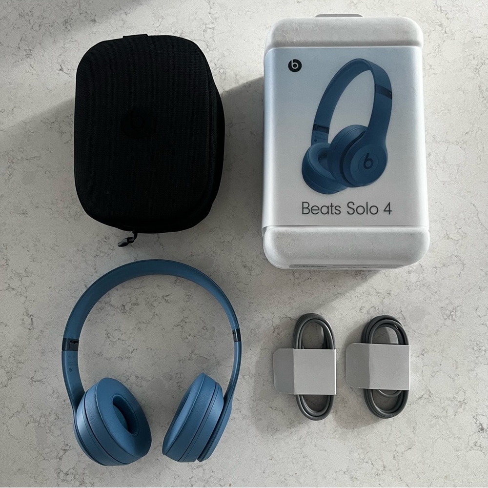 Beats Solo 4